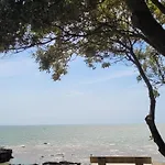 Holiday home L'escapade, Quartier Calme, Proche Bord De