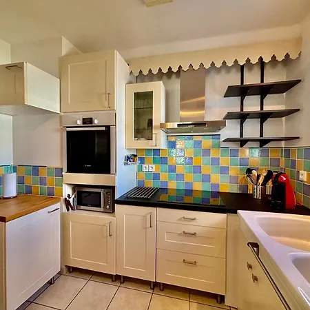 L'escapade, Quartier Calme, Proche Bord De *