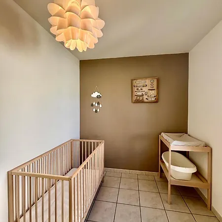 L'escapade, Quartier Calme, Proche Bord De