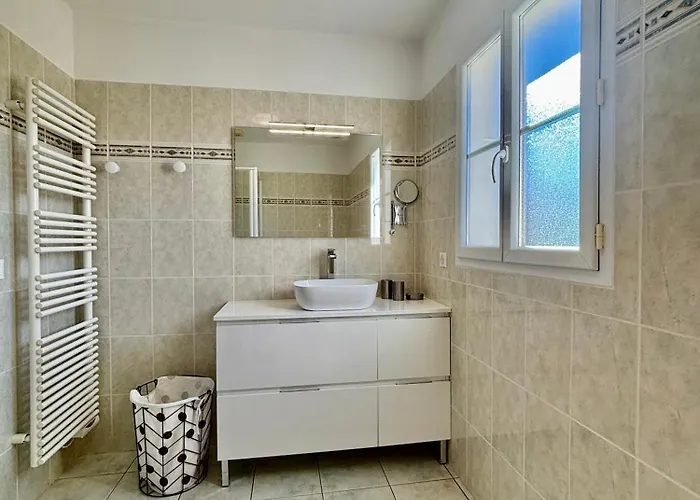 L'escapade, Quartier Calme, Proche Bord De בית נופש