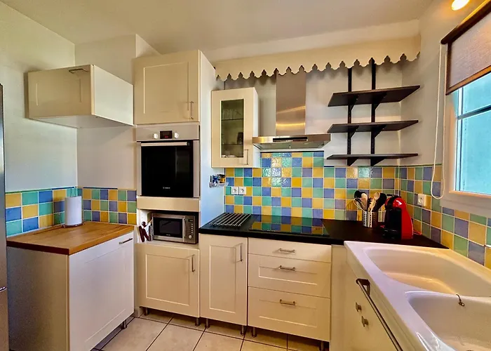 L'escapade, Quartier Calme, Proche Bord De *