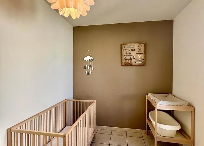 L'escapade, Quartier Calme, Proche Bord De