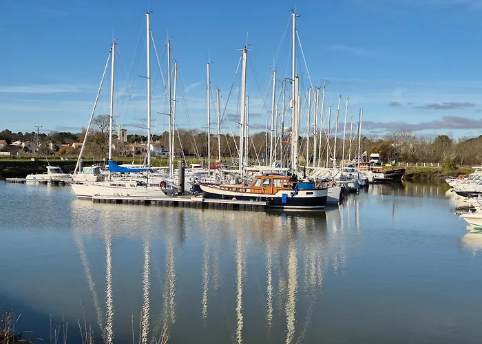 L'escapade, Quartier Calme, Proche Bord De בית נופש *