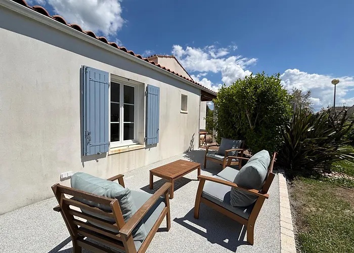 L'escapade, Quartier Calme, Proche Bord De Сasa de vacaciones *